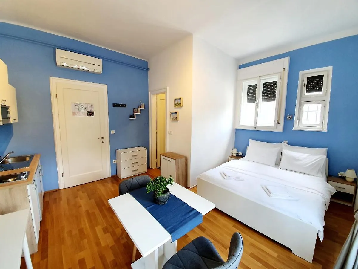 B&B Vila Teslova Ljubljana Bed & Breakfast