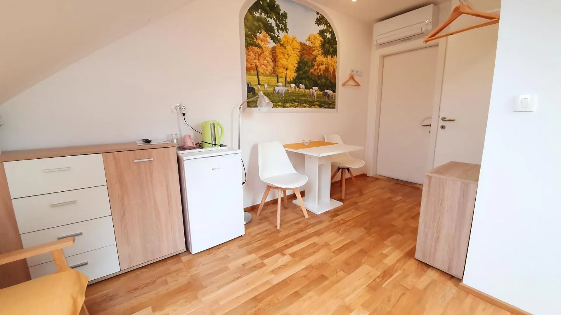 B&B Vila Teslova Ljubljana 3*,