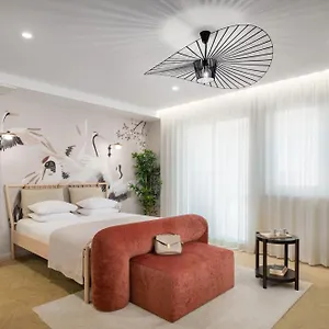 Eagle's Nest Guest house
